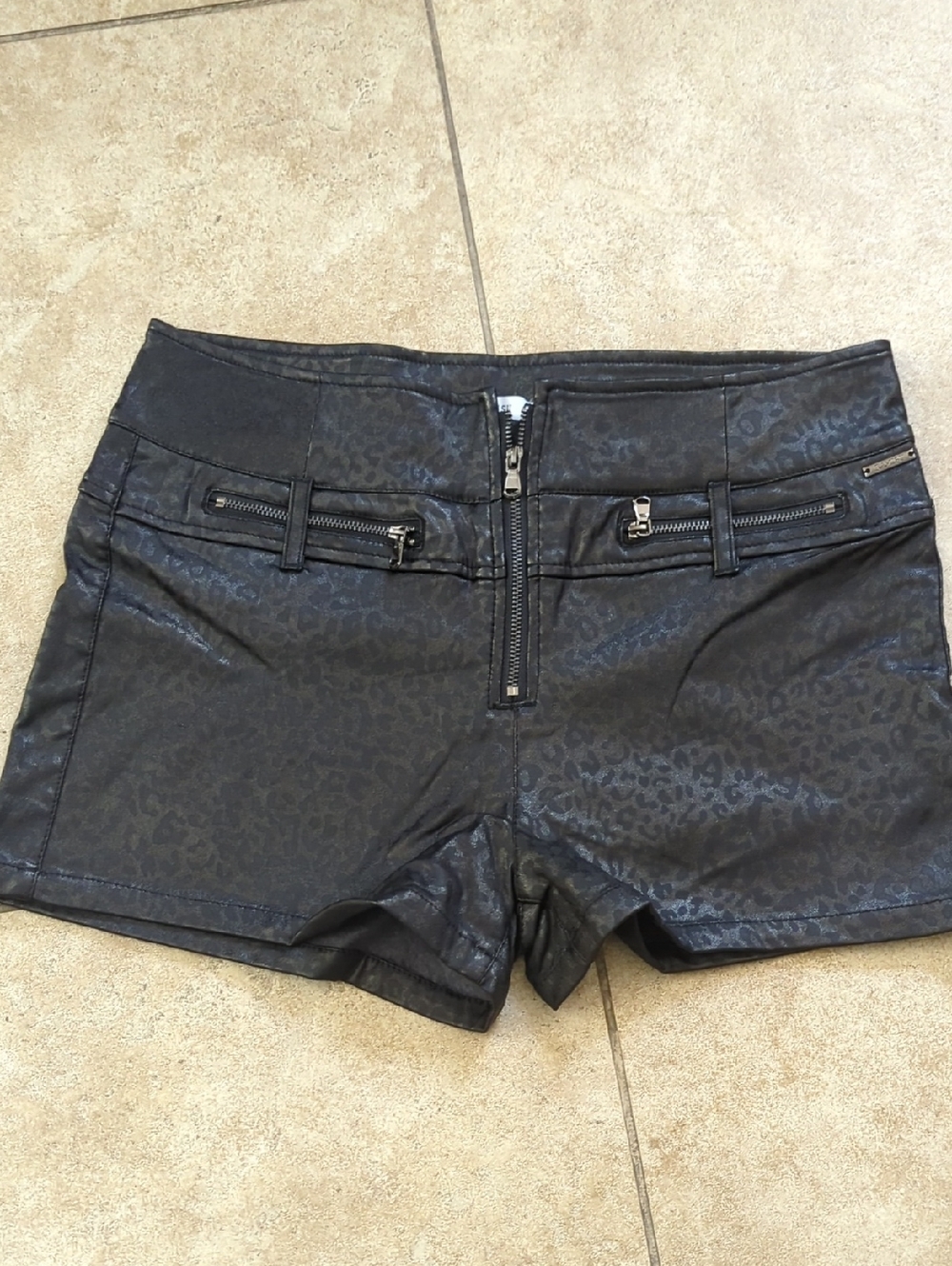 Ramisu Black Leopard-Print High-Waist Faux Leather Shorts with Zip Details